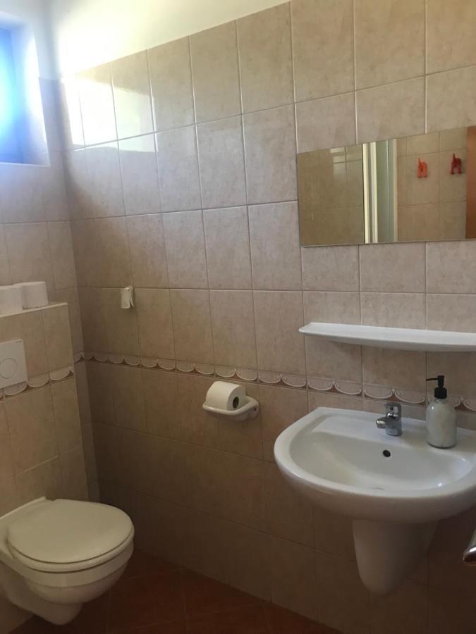 فندق Doeroecske Vendeghaz Somogydorocske المظهر الخارجي الصورة